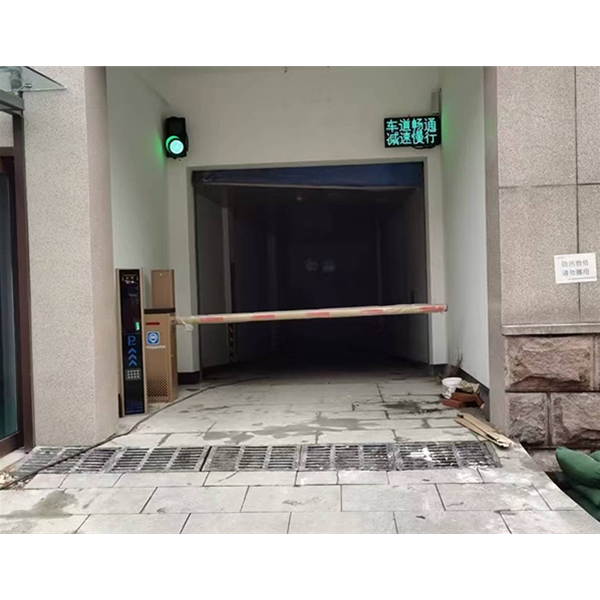 济宁车牌识别一进一出小区地下车库